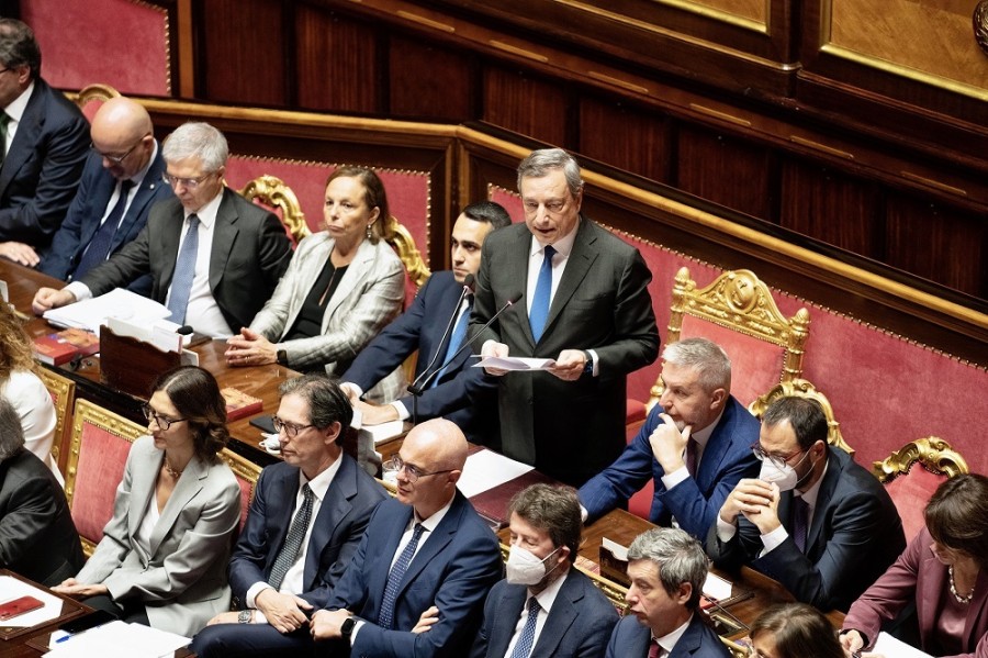 Se trata de la segunda ocasión en la que Draghi presenta su renuncia en este mismo mes por tensiones al interior de su partido. Foto: Gobierno de Italia