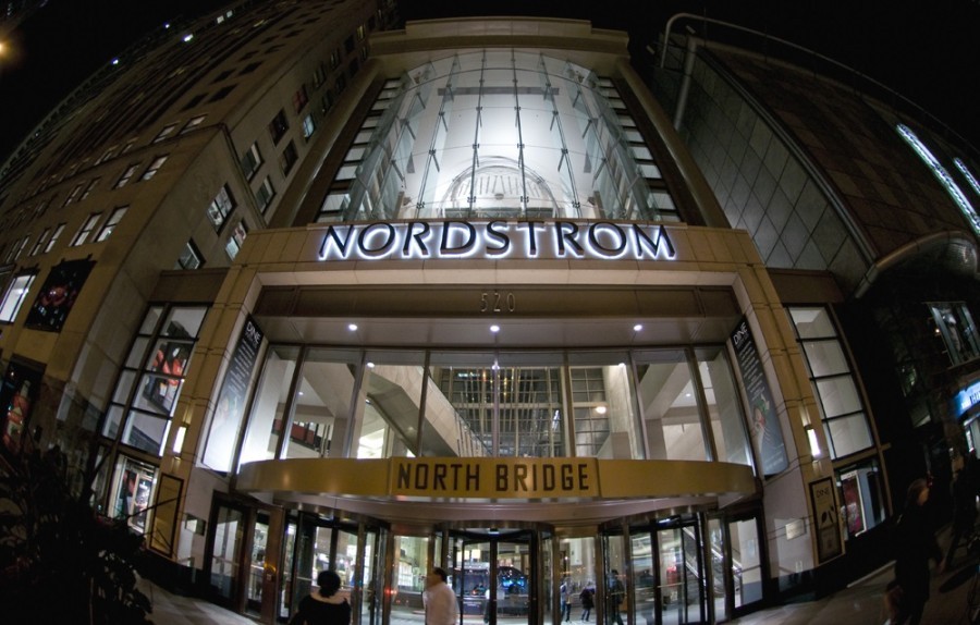 La cadena departamental mexicana Liverpool compró un interés de 9.9% en su similar estadounidense Nordstrom. Foto flickr.com/John Lu (https://flic.kr/p/aZWzp8)