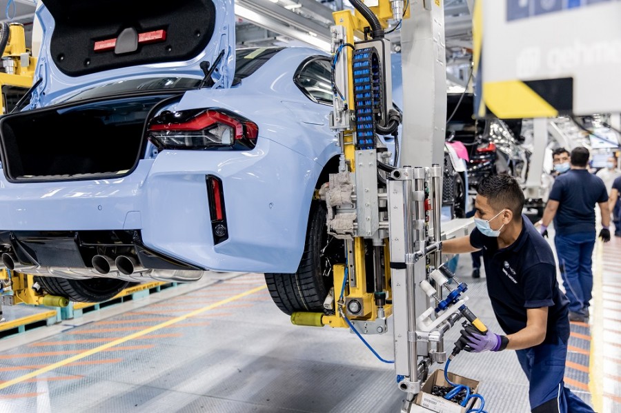 La economía mexicana ajusta a la baja su desempeño en el segundo trimestre de 2023 con un crecimiento de 0.8%. Foto de BMW México