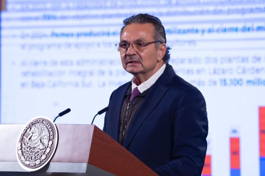 Octavio Romero, director general de Pemex. Foto de Presidencia