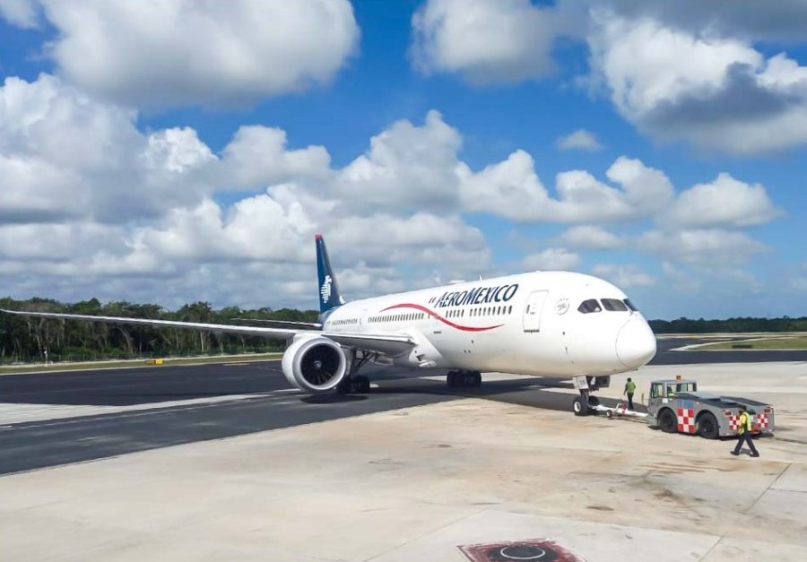 La organización apuntó que el mercado de viajes aéreos entre México y Estados Unidos es uno de los más atractivos del mundo, con más de 700 vuelos diarios entre ambos países. Foto archivo