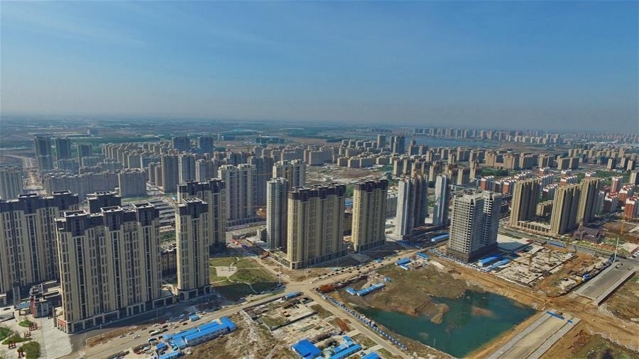 El cambio a la propiedad privada creó una enorme riqueza en China, pero ahora hay millones de unidades vacías en todo el país y muchos edificios que necesitan apoyo financiero. Foto archivo