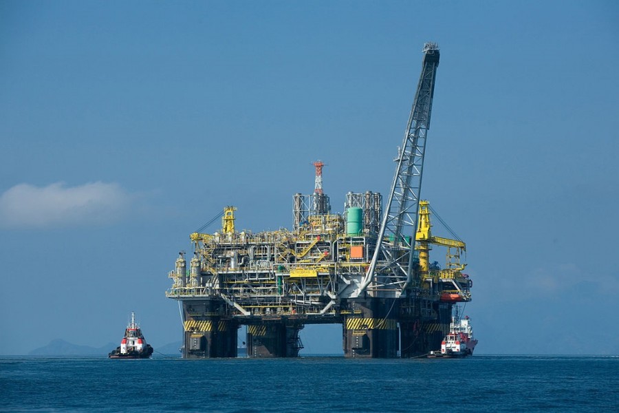 Grupo Carso se asocia con Pemex para la explotación del campo Lakach. Foto archivo