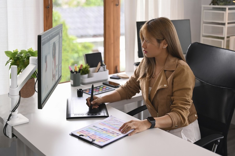 Los empleadores utilizan herramientas sofisticadas para monitorear el trabajo remoto de sus empleados. Foto AP/Business Wire