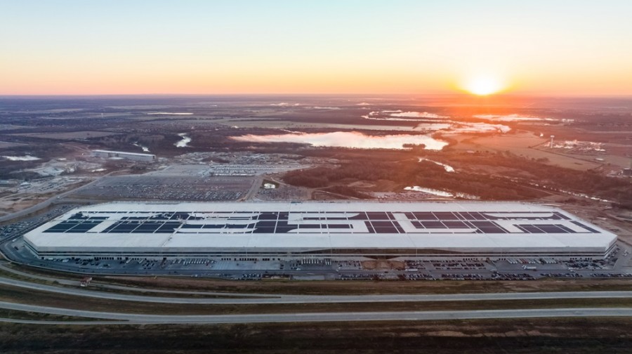 El presidente mexicano minimizó la decisión de Tesla de pausar la inversión en una planta ubicada en Nuevo León. Foto de la empresa