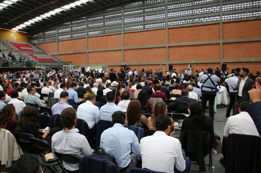 El dictamen fue aprobado por mayoría calificada de 359 votos a favor de la mayoría encabezada por los partidos Regeneración Nacional (Morena), Del Trabajo (PT) y Verde Ecologista de México, 135 en contra de los partidos Acción Nacional (PAN), Revolucionario Institucional (PRI) y Movimiento Ciudadano (MC) y cero abstenciones. Foto Cámara de Diputados