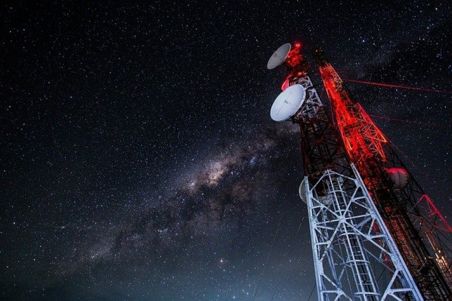 México es un caso atípico al participar su gobierno como competidor y regulador del mercado de telecomunicaciones. Foto archivo