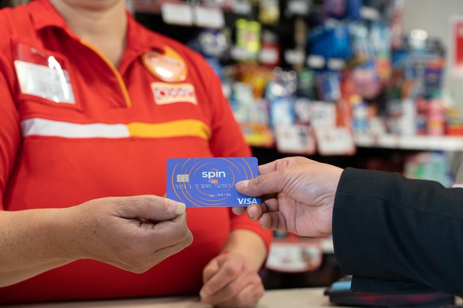 Femsa dio a conocer que su billetera Spin by Oxxo tendrá conexión directa al SPEI. Foto Femsa