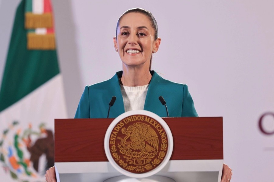 La presidenta de México envió al Congreso la iniciativa de reformas secundarias para llevar a cabo la elección de jueces, magistrados y ministros en 2025. Foto de Presidencia