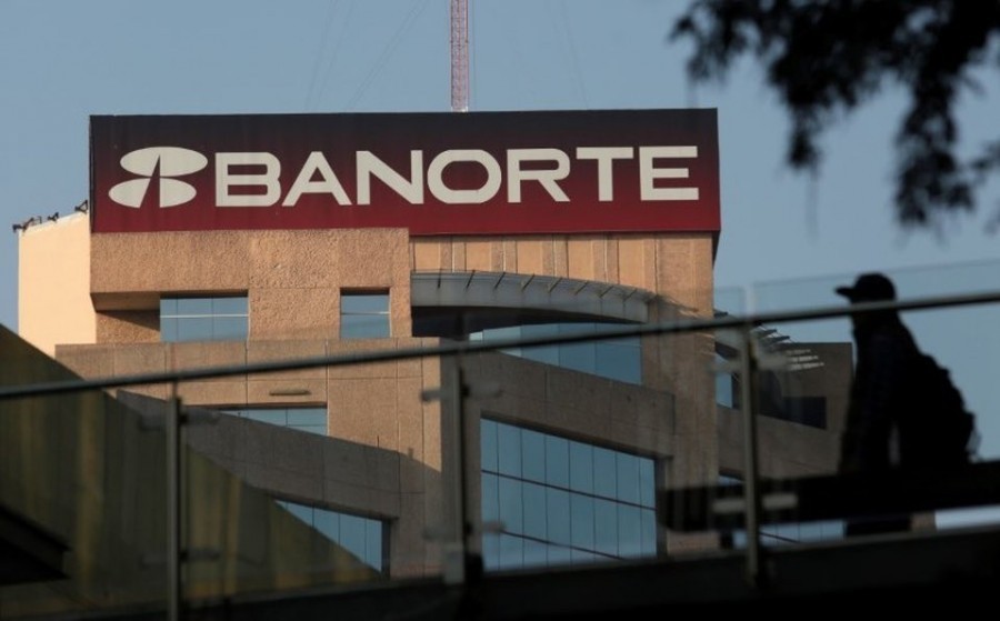 La empresa dijo que con el bono ‘NC6.5 Perpetual Notes’ recaudó 750 millones de dólares, con un plazo de seis años y medio y pagará una tasa cupón de 8.375%. Foto Banorte